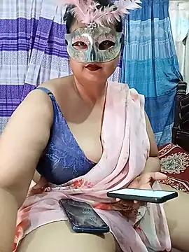 Tanisha-Chy online show from June 18, 5:50 pm