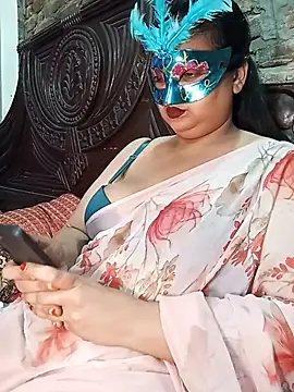 Tanisha-Chy online show from July 6, 5:48 pm