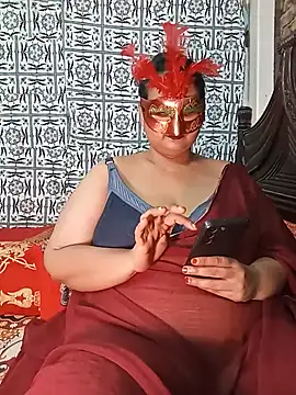 Tanisha-Chy online show from July 16, 6:14 pm
