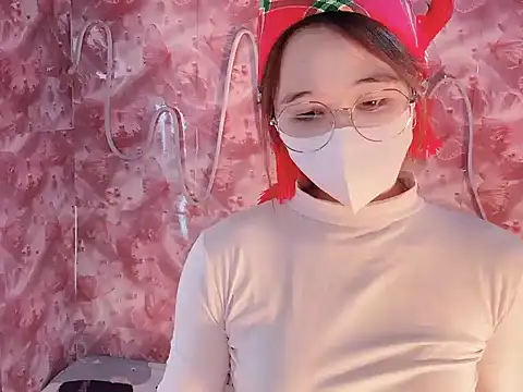 Snapshot of Miumiu028 chatting on November 29, 2:14 am Miumiu028 online show from November 29, 2:14 am