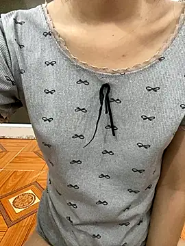 Snapshot of Mochi21 chatting on September 10, 2:44 am Mochi21 online show from September 10, 2:44 am