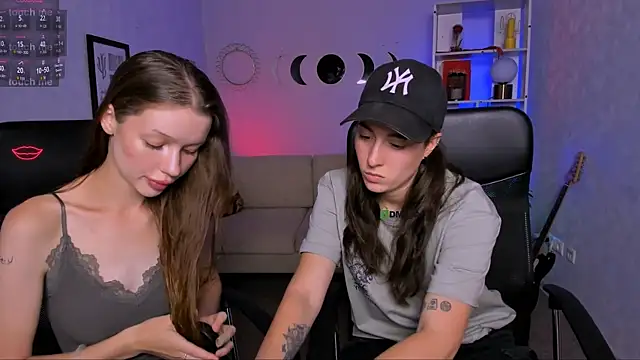 khloebeauty online show from July 18, 7:17 pm
