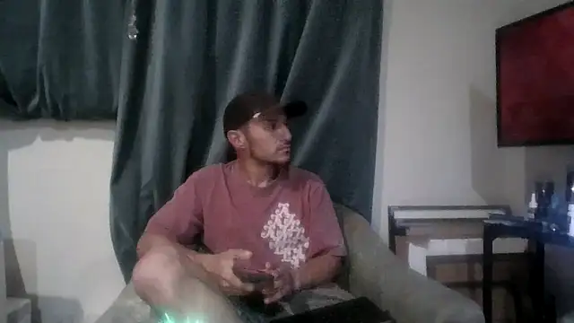 Snapshot of Sicksob chatting on July 1, 7:43 am Sicksob online show from July 1, 7:43 am