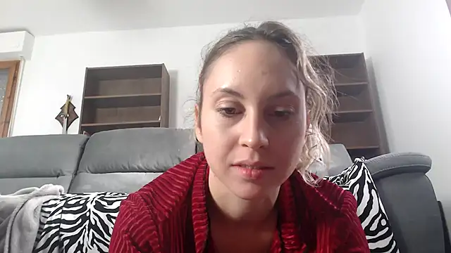 Snapshot of L_Sofia chatting on October 24, 2:13 pm L Sofia online show from October 24, 2:13 pm