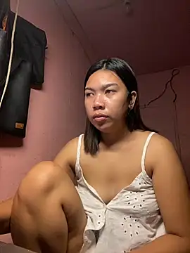 Snapshot of aniya_04 chatting on September 29, 6:35 pm aniya 04 online show from September 29, 6:35 pm