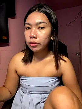 Snapshot of aniya_04 chatting on October 1, 7:58 am aniya 04 online show from October 1, 7:58 am