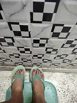 Snapshot of meenu_bhabhi547 chatting on October 22, 1:50 am meenu bhabhi547 online show from October 22, 1:50 am