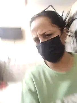 Snapshot of meenu_bhabhi547 chatting on November 14, 5:06 am meenu bhabhi547 online show from November 14, 5:06 am