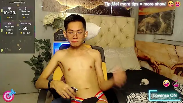 Skinny CumLoader69 online show from September 28, 1:38 pm