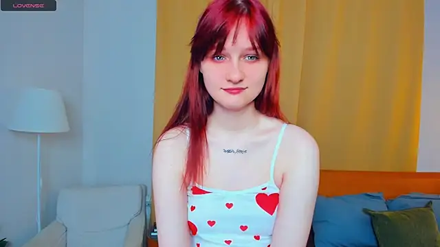 Snapshot of KatyKufel chatting on October 26, 7:42 pm KatyKufel online show from October 26, 7:42 pm