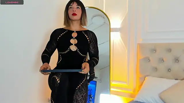 Snapshot of AliceFit_212 chatting on September 23, 1:03 pm AliceFit 212 online show from September 23, 1:03 pm