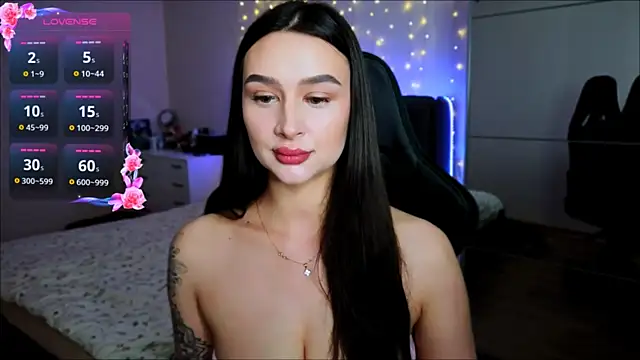 Snapshot of Veronica_Larsson chatting on July 9, 8:24 pm Veronica Larsson online show from July 9, 8:24 pm