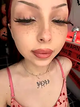 Snapshot of Lina_Thornton_ chatting on October 16, 10:11 pm Lina Thornton online show from October 16, 10:11 pm