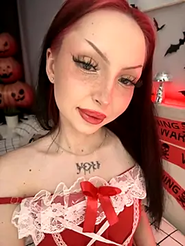 Snapshot of Lina_Thornton_ chatting on October 22, 8:41 pm Lina Thornton online show from October 22, 8:41 pm