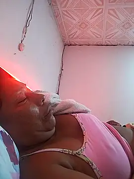 Naomi-Mature online show from December 3, 8:23 am