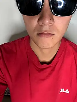 Snapshot of erokami36 chatting on September 21, 1:35 pm erokami36 online show from September 21, 1:35 pm