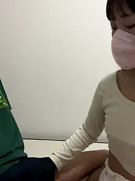 Snapshot of erokami36 chatting on November 12, 6:14 am erokami36 online show from November 12, 6:14 am