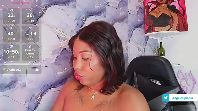 AngelThroatt online show from July 4, 3:51 pm