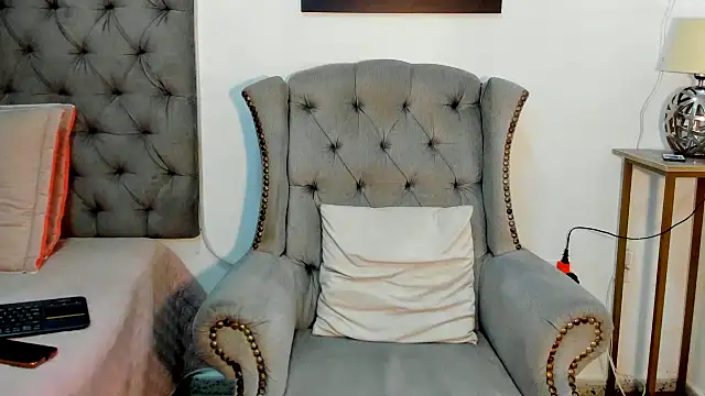 nahiroby ebony online show from October 2, 6:48 pm