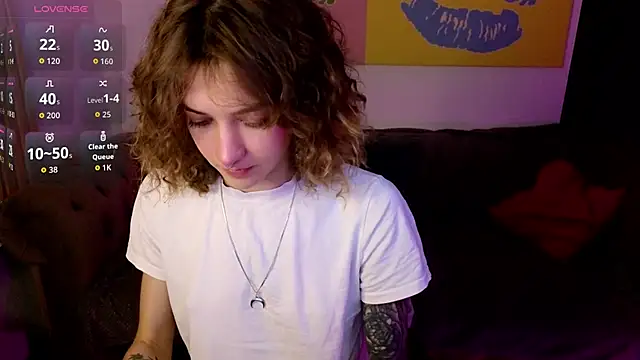 Snapshot of __grace__ chatting on October 14, 3:13 pm grace online show from October 14, 3:13 pm