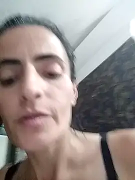 Snapshot of Gecenin_Kralicesi chatting on November 27, 6:10 pm Gecenin Kralicesi online show from November 27, 6:10 pm