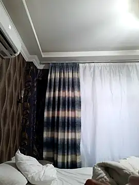 Snapshot of Gecenin_Kralicesi chatting on May 30, 5:32 pm Gecenin Kralicesi online show from May 30, 5:32 pm