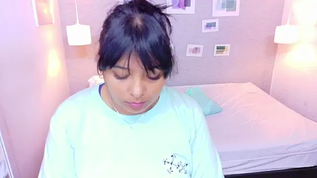 Snapshot of fat_naughtyass chatting on June 15, 12:29 pm fat naughtyass online show from June 15, 12:29 pm