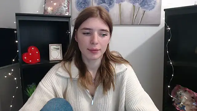 Snapshot of JuiceLips__ chatting on November 13, 3:55 pm JuiceLips online show from November 13, 3:55 pm