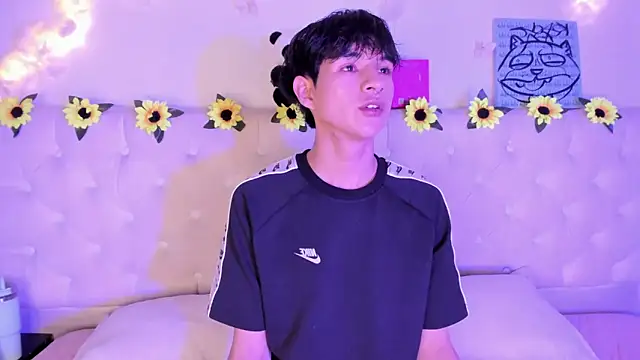 AleAurarashi online show from February 13, 3:24 am