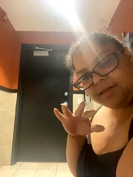 wishuhope4 online show from December 3, 8:18 pm