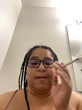 wishuhope4 online show from February 1, 7:45 pm