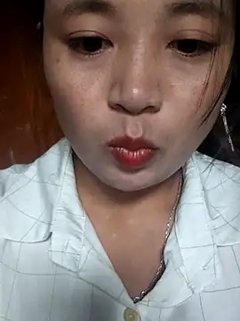 Snapshot of Angela-babyxx chatting on October 16, 12:55 am Angela-babyxx online show from October 16, 12:55 am