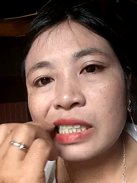 Snapshot of Angela-babyxx chatting on October 19, 12:22 am Angela-babyxx online show from October 19, 12:22 am