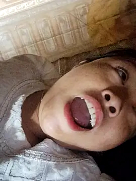 Snapshot of Angela-babyxx chatting on October 21, 1:06 am Angela-babyxx online show from October 21, 1:06 am