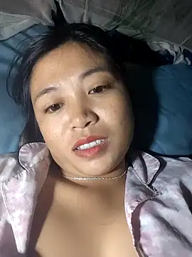 Snapshot of Angela-babyxx chatting on October 27, 1:31 am Angela-babyxx online show from October 27, 1:31 am