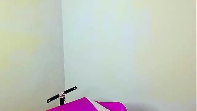 Big latinax online show from November 9, 4:22 am