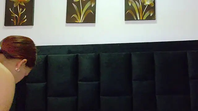 mamaneedsfun online show from March 5, 12:45 pm