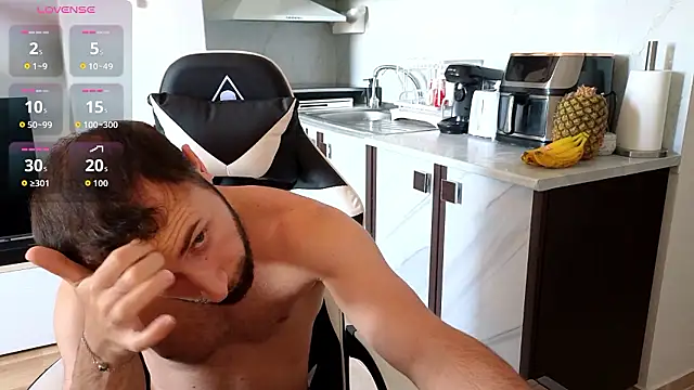 RyanStorm  online show from July 11, 9:56 am