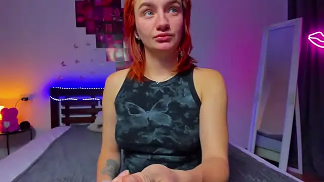 Snapshot of ArinaWinss chatting on October 22, 5:02 pm ArinaWinss online show from October 22, 5:02 pm