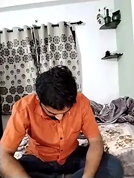 avi007p online show from December 19, 1:29 pm