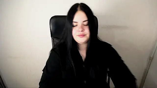 Snapshot of _Trisha_li chatting on October 26, 12:00 pm Trisha li online show from October 26, 12:00 pm