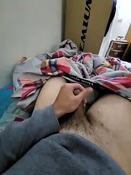 Snapshot of WelloffUpthrow chatting on January 9, 11:28 pm WelloffUpthrow online show from January 9, 11:28 pm