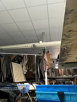 Snapshot of DHJM168 chatting on January 6, 1:31 am DHJM168 online show from January 6, 1:31 am