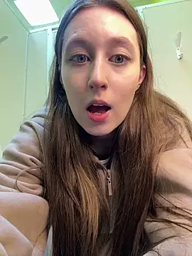 FroggyAnna online show from May 5, 6:16 pm