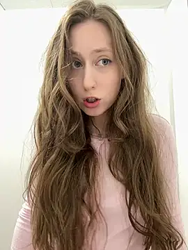 FroggyAnna online show from August 1, 3:11 pm