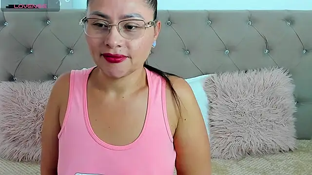 Isbettyche online show from October 2, 3:08 pm