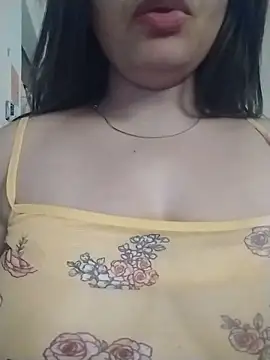 Snapshot of Sexy_vernilla chatting on June 14, 9:50 pm Sexy vernilla online show from June 14, 9:50 pm
