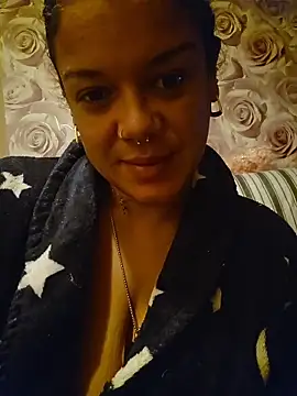 Snapshot of GoddessChantelle chatting on November 19, 10:32 pm GoddessChantelle online show from November 19, 10:32 pm