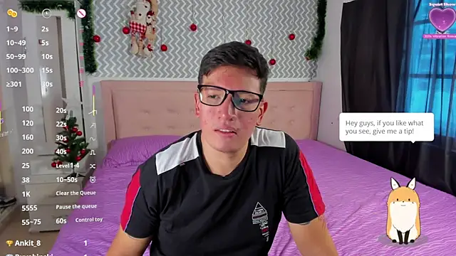 ZoeandEthan online show from December 18, 6:58 pm