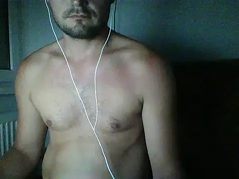 Snapshot of SexWinter90 chatting on July 4, 1:01 am SexWinter90 online show from July 4, 1:01 am